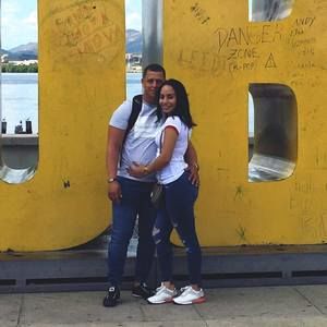 Meet your Posher, Lesly